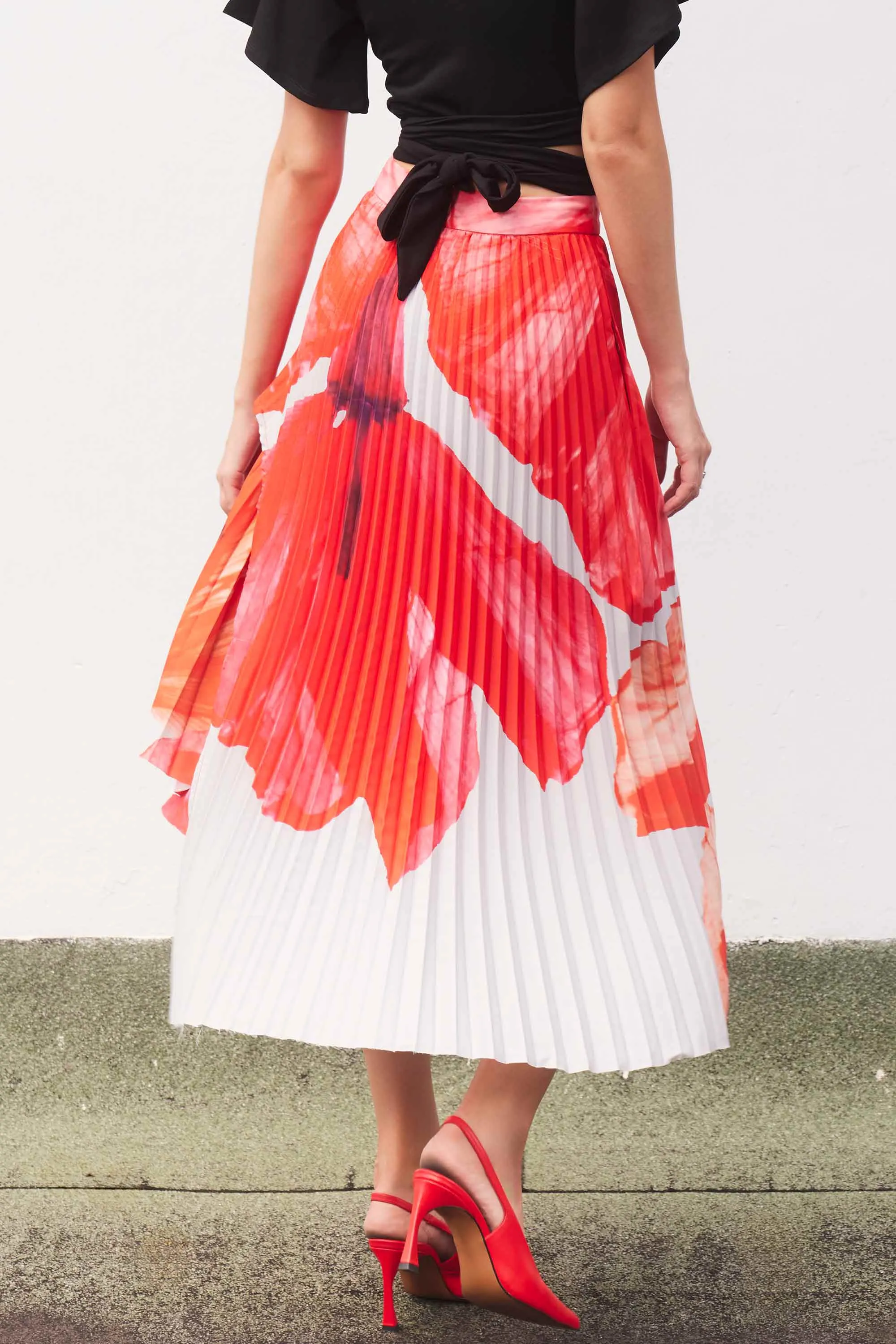 Asymmetrical Layered Pleated Skirt (Mexican Primrose Willow)