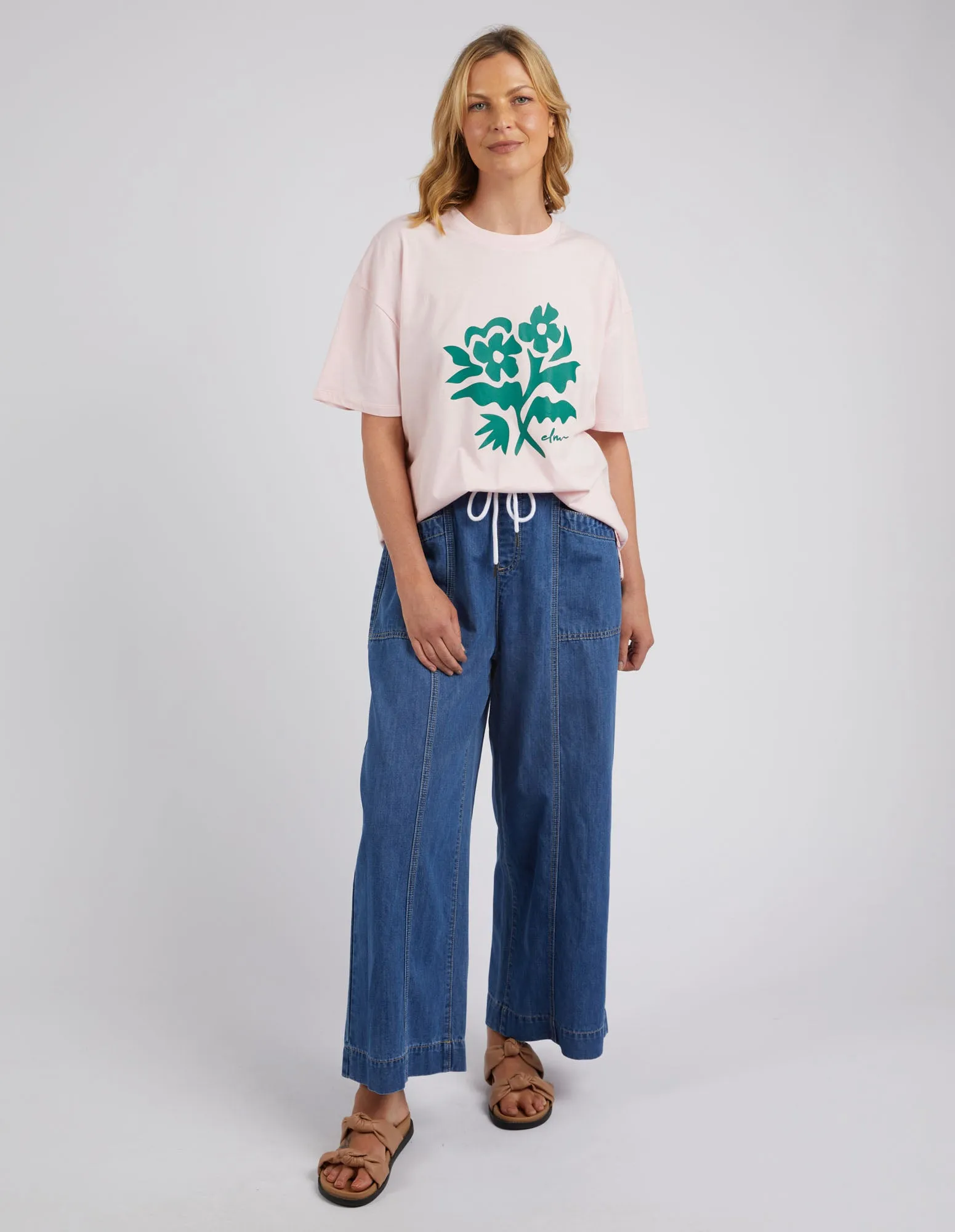 Elm Bouquet Tee