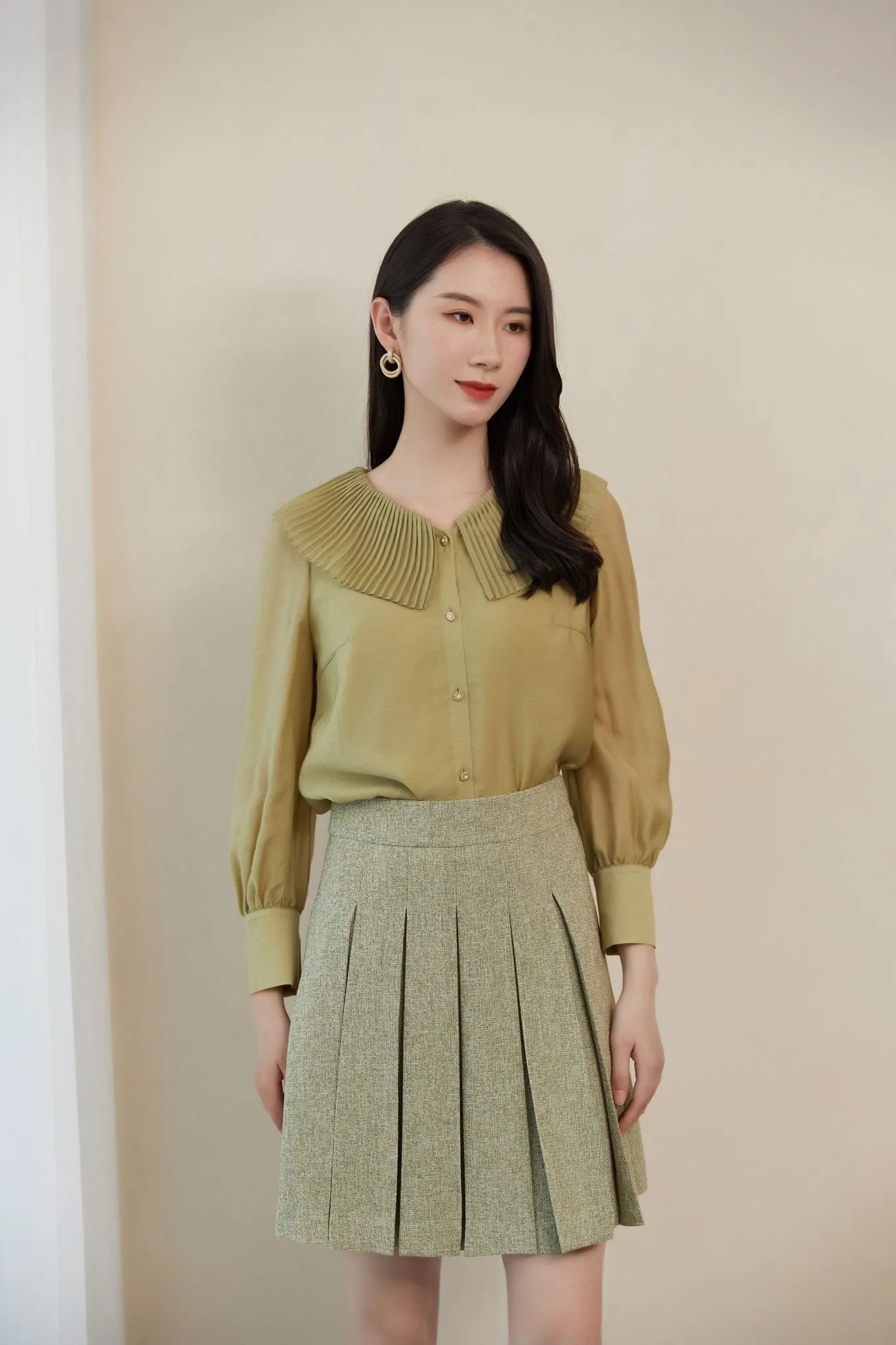 Grass Green Short High Waist Pleated Skirts