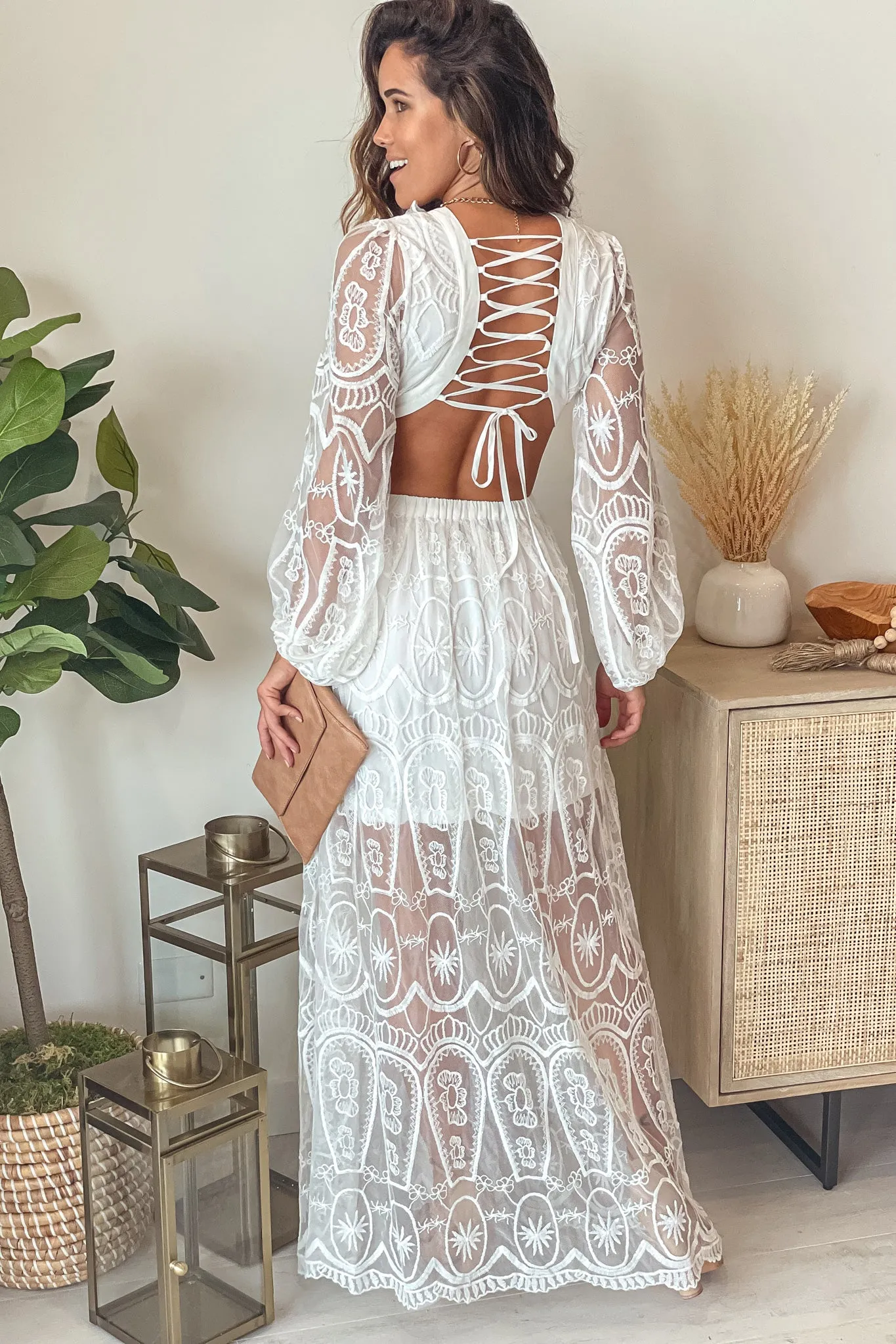 Off White Lace Maxi Dress With Cut Out And Long Sleeves