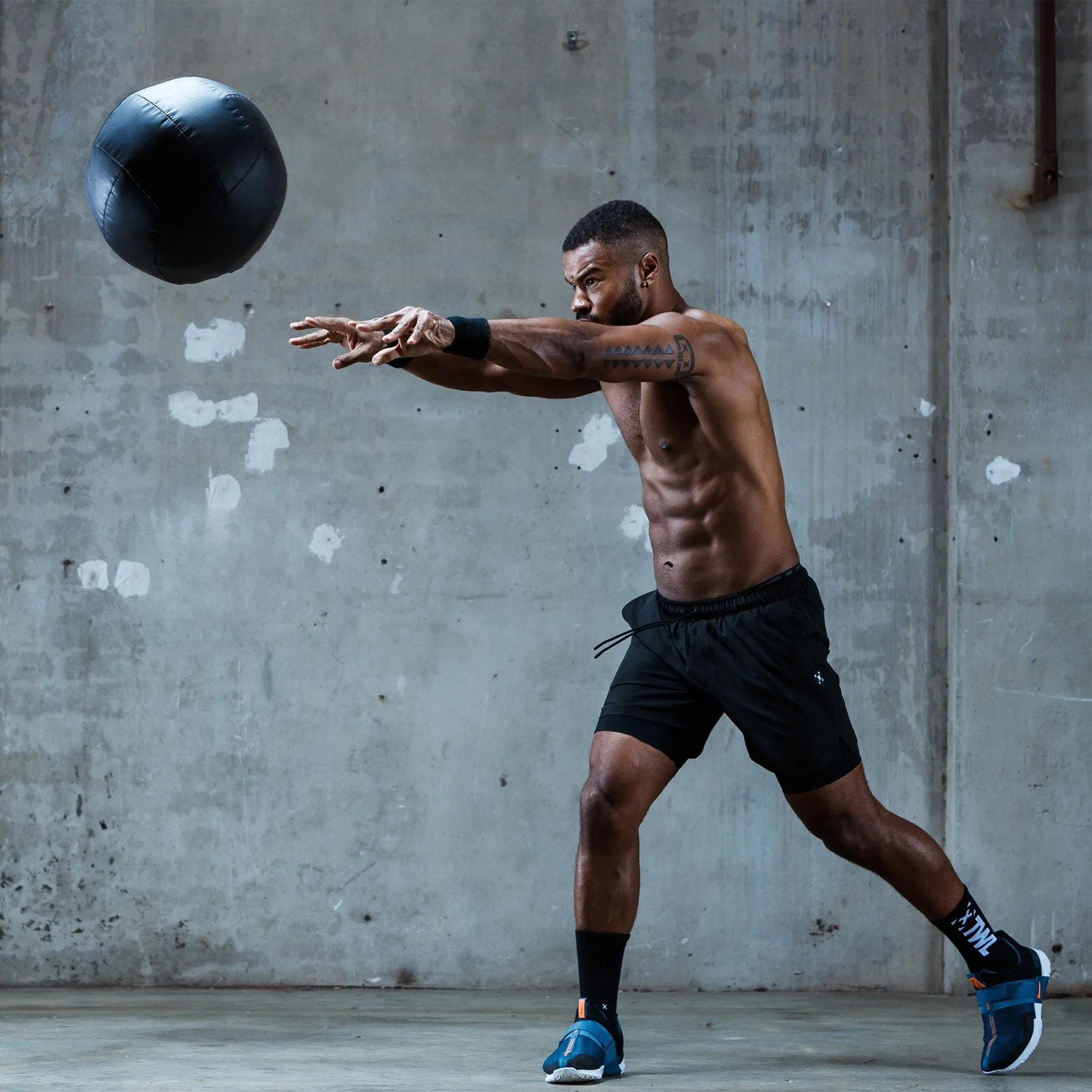 TWL - Men's Shield Compression Shorts - Black