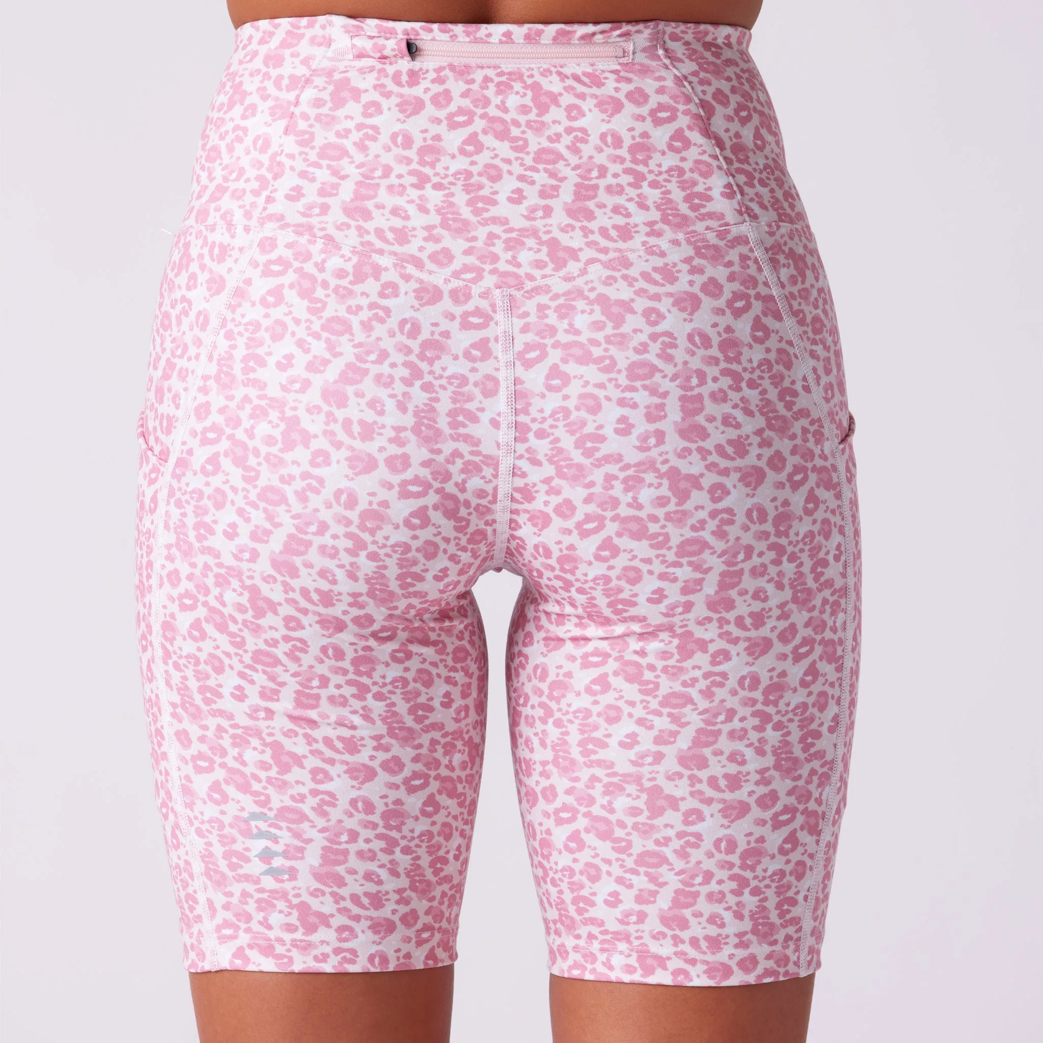 Women's Fly 8" High Rise Fit Short - Leopard