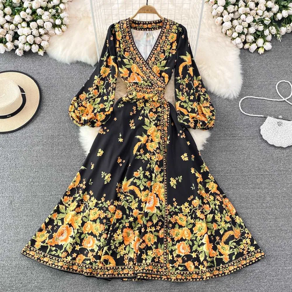 Women's Retro Pleated Puff Sleeve A-line High Waist Dress with Floral Print